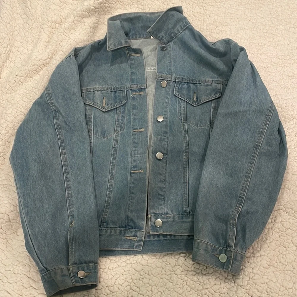 Jean Jacket - Picture 1 of 3